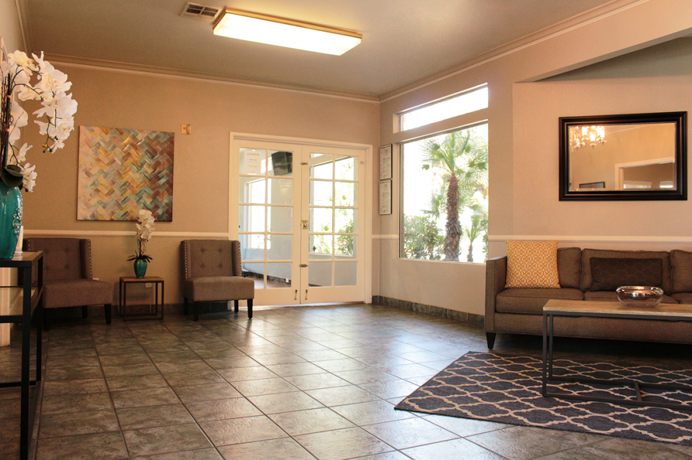 This image is the visual representation of Amenities 1 in Sunset Pointe Apartments.